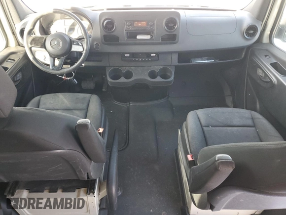 2020 Mercedes-Benz Sprinter with VIN W1W4EBHY6LT021368, listed as a Copart auction lot 42975455 with 101,583 mi miles and Salvage Title. Bid and sale history available at DreamBid. Image 8.