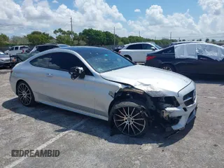 2017 Mercedes-Benz C C 300 with VIN WDDWJ4JBXHF531168, listed as a IAAI auction lot 41923352 with 82,262 mi miles. Bid and sale history available at carsss.com. Image 1.