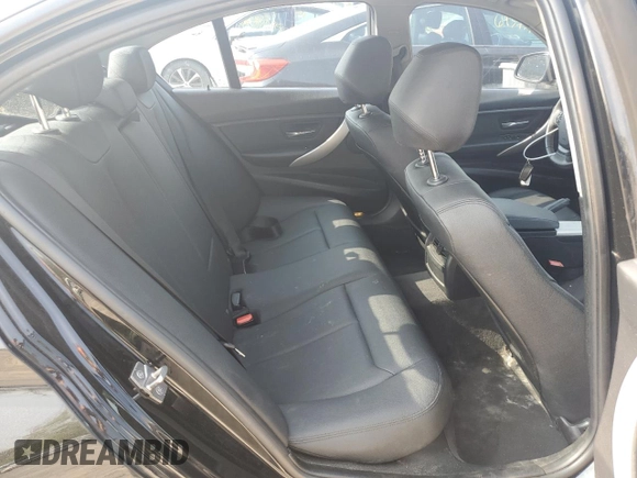 2013 BMW 3 Series 320i xDrive with VIN WBA3C3C56DF979701, listed as a Copart auction lot 64389445 with 226,125 mi miles and Salvage title. Bid and sale history available at DreamBid. Image 10.