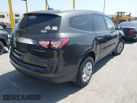 2017 Chevrolet Traverse LS z VIN 1GNKRFED1HJ154839, wystawiony jako IAAI lot #42304339 z przebiegiem Nie podano mil oraz . Historia ofert i sprzedaży dostępna na DreamBid. Obrazek 4.