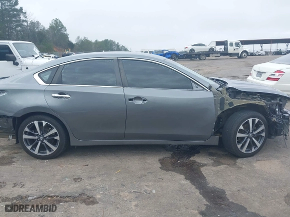 2016 Nissan Altima 3.5 SL with VIN 1N4BL3AP7GC276722, listed as a IAAI auction lot 41388100 with 154,182 mi miles. Bid and sale history available at carsss.com. Image 14.