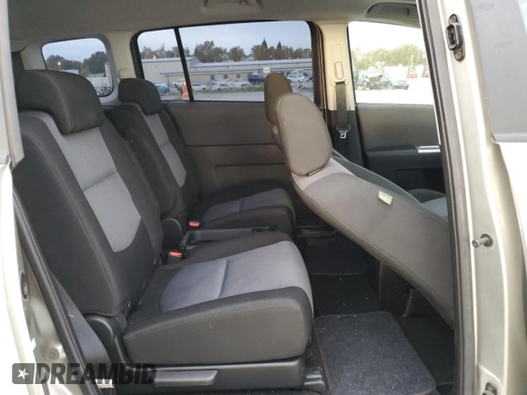 2007 Mazda 5 Touring with VIN JM1CR29L870139671, listed as a Copart auction lot 73526334 with 148,402 mi miles and Salvage Title. Bid and sale history available at DreamBid. Image 11.
