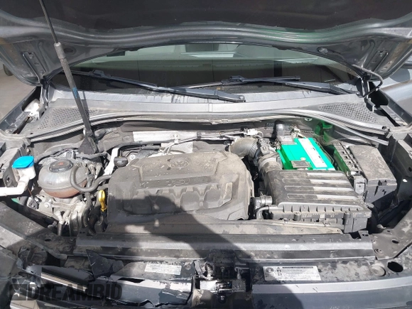 2018 Volkswagen Tiguan SEL with VIN 3VV3B7AX6JM054849, listed as a IAAI auction lot 42303112 with 87,574 mi miles and . Bid and sale history available at DreamBid. Image 10.