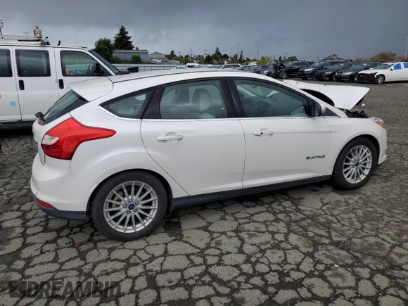 2014 Ford Focus Electric with VIN 1FADP3R48EL341890, listed as a Copart auction lot 51531905 with 76,393 mi miles and Salvage title. Bid and sale history available at DreamBid. Image 3.