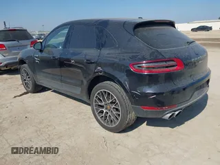 2018 Porsche Macan with VIN WP1AA2A50JLB18359, listed as a IAAI auction lot 41781711 with 68,657 mi miles. Bid and sale history available at carsss.com. Image 3.