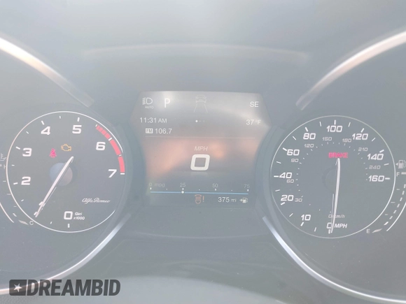 2019 Alfa Romeo Stelvio Ti Sport z VIN ZASPAKBN6K7C43720, wystawiony jako IAAI lot #41174120 z przebiegiem 55 446 mil mil oraz . Historia ofert i sprzedaży dostępna na DreamBid. Obrazek 7.