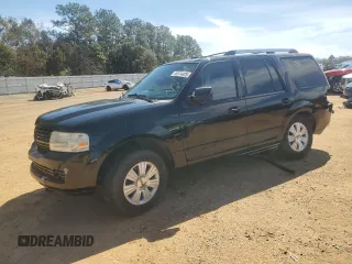 2007 Lincoln Navigator with VIN 5LMFU27577LJ05860, listed as a Copart auction lot 46574425 with 228,216 mi miles and Salvage title. Bid and sale history available at DreamBid. Image 1.