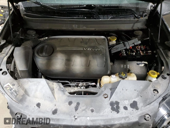 2020 Jeep Cherokee Latitude Plus with VIN 1C4PJMLX1LD635981, listed as a Copart auction lot 74984994 with 113,107 mi miles and Salvage Title. Bid and sale history available at DreamBid. Image 12.