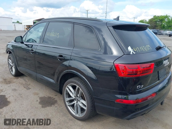 2018 Audi Q7 Prestige z VIN WA1VAAF75JD013490, wystawiony jako IAAI lot #42188029 z przebiegiem 124 894 mil mil oraz . Historia ofert i sprzedaży dostępna na DreamBid. Obrazek 3.