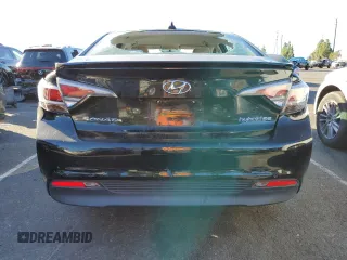 2016 Hyundai Sonata Hybrid SE with VIN KMHE24L14GA011949, listed as a Copart auction lot 71629653 with 103,993 mi miles. Bid and sale history available at carsss.com. Image 6.
