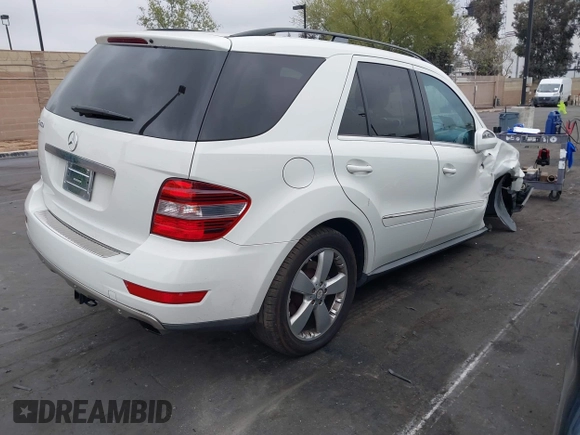 2010 Mercedes-Benz M 350 with VIN 4JGBB5GB1AA608303, listed as a IAAI auction lot 41992166 with 151,873 mi miles and . Bid and sale history available at DreamBid. Image 4.