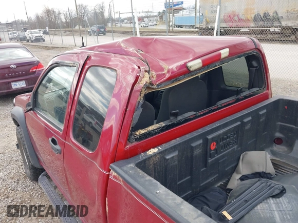 2004 Chevrolet Colorado LS Z71 with VIN 1GCDT196648208008, listed as a IAAI auction lot 41378024 with 235,799 mi miles. Bid and sale history available at carsss.com. Image 6.