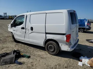 2018 Nissan NV200 SV z VIN 3N6CM0KNXJK700111, wystawiony jako Copart lot #53747595 z przebiegiem Nie podano mil oraz Szkoda całkowita • Salvage title. Historia ofert i sprzedaży dostępna na DreamBid. Obrazek 2.