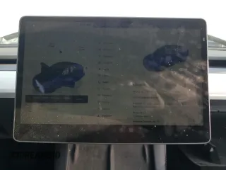 2022 Tesla Model 3 z VIN 5YJ3E1EA5NF360119, wystawiony jako Copart lot #45565655 z przebiegiem 78 088 mil mil oraz Szkoda całkowita • Salvage title. Historia ofert i sprzedaży dostępna na DreamBid. Obrazek 9.