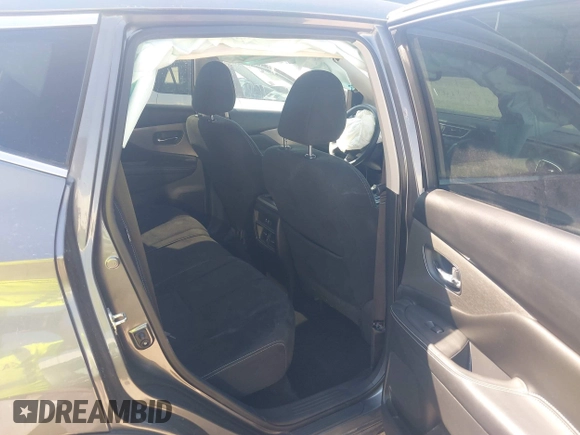 2019 Nissan Murano Platinum z VIN 5N1AZ2MJ1KN128080, wystawiony jako IAAI lot #40565964 z przebiegiem 77 480 mil mil oraz . Historia ofert i sprzedaży dostępna na DreamBid. Obrazek 8.