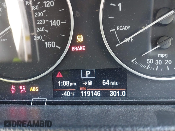 2013 BMW 3 Series 320i with VIN WBA3B1C56DF462549, listed as a IAAI auction lot 41411287 with 119,146 mi miles. Bid and sale history available at carsss.com. Image 15.