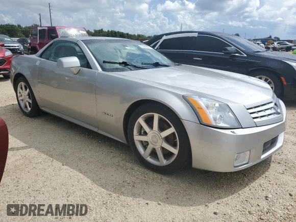 2006 Cadillac XLR z VIN 1G6YV36A365601441, wystawiony jako Copart lot #73945994 z przebiegiem Nie podano mil oraz Szkody całkowita. Historia ofert i sprzedaży dostępna na DreamBid. Obrazek 4.
