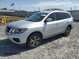 2017 Nissan Pathfinder SL with VIN 5N1DR2MM0HC696090, listed as a Copart auction lot 48230775 with 136,598 mi miles and Salvage Title. Bid and sale history available at carsss.com. Image 1.