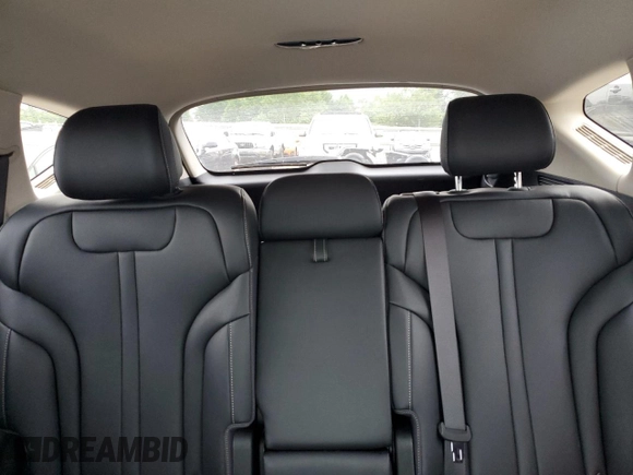 2024 Genesis GV80 with VIN KMUHBDSB0RU210037, listed as a Copart auction lot 62260945 with 26,985 mi miles and Clean title. Bid and sale history available at DreamBid. Image 10.