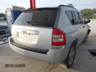 2007 Jeep Compass Sport with VIN 1J8FT47W37D200398, listed as a IAAI auction lot 40914539 with 183,664 mi miles. Bid and sale history available at carsss.com. Image 4.