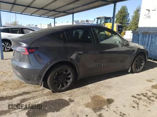 2024 Tesla Model Y Long Range with VIN 7SAYGDEE4RF127409, listed as a Copart auction lot 84274794 with 14,246 mi miles and Salvage title. Bid and sale history available at DreamBid. Image 3.