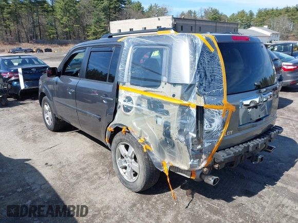 2009 Honda Pilot EX-L with VIN 5FNYF48669B044746, listed as a IAAI auction lot 41932721 with 137,070 mi miles and . Bid and sale history available at carsss.com. Image 3.