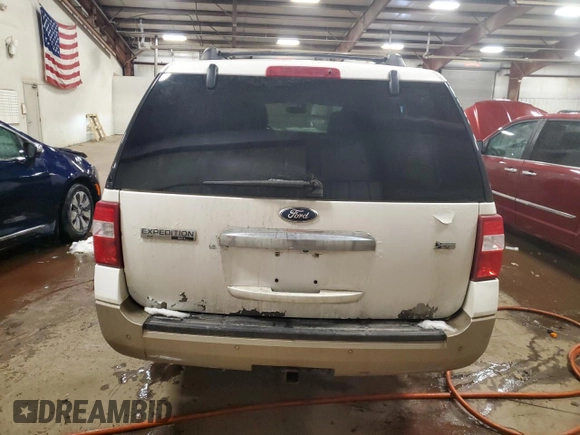 2014 Ford Expedition EL XLT with VIN 1FMJK1J57EEF25674, listed as a Copart auction lot 45651945 with 232,144 mi miles and Clean Title. Bid and sale history available at carsss.com. Image 6.