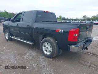 2009 Chevrolet Silverado 1500 LT with VIN 3GCEK233X9G208722, listed as a IAAI auction lot 41972856 with 150,758 mi miles and . Bid and sale history available at DreamBid. Image 3.
