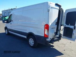 2022 Ford E-Transit Cargo with VIN 1FTBW9CK0NKA50238, listed as a IAAI auction lot 40785590 with 38,944 mi miles. Bid and sale history available at carsss.com. Image 3.