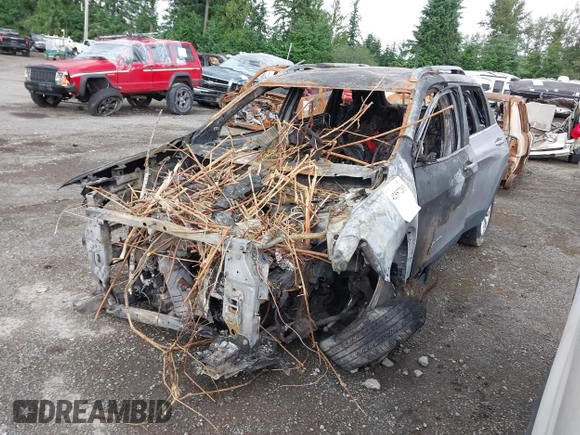 2019 Jeep Cherokee Latitude с VIN 1C4PJLCB5KD457781, выставлен на аукционе IAAI как лот 42557203 с пробегом Не указан миль и . История ставок и продаж доступна на DreamBid. Изображение 2.