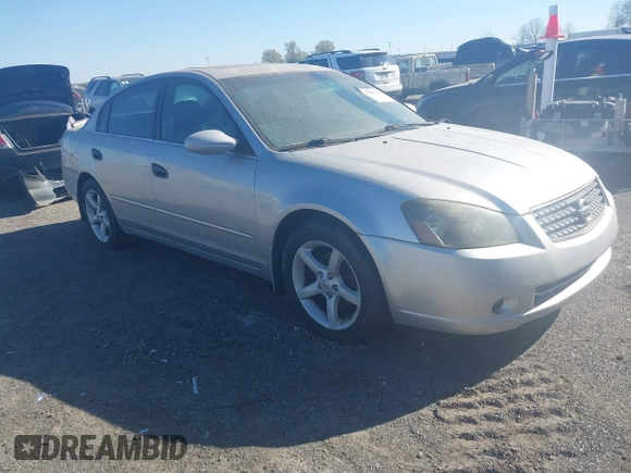 2005 Nissan Altima 3.5 SE with VIN 1N4BL11D05C239986, listed as a IAAI auction lot 41866344 with 212,087 mi miles. Bid and sale history available at carsss.com. Image 1.