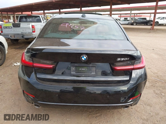2025 BMW 3 Series 330i with VIN 3MW69CW03S8F06131, listed as a IAAI auction lot 42772628 with 16,765 mi miles and . Bid and sale history available at DreamBid. Image 15.