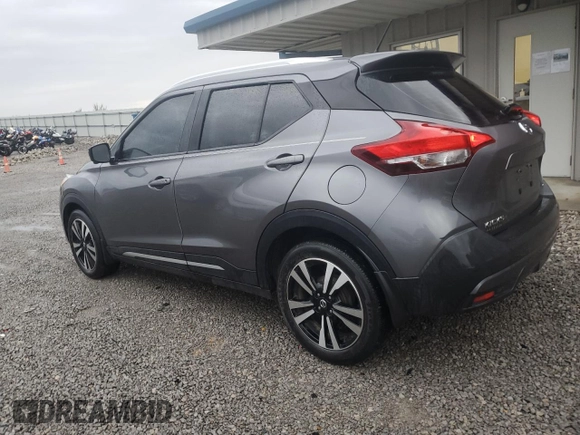 2019 Nissan Kicks SR z VIN 3N1CP5CU8KL556523, wystawiony jako Copart lot #50891965 z przebiegiem 31 313 mil mil oraz Szkoda całkowita • Salvage title. Historia ofert i sprzedaży dostępna na DreamBid. Obrazek 2.