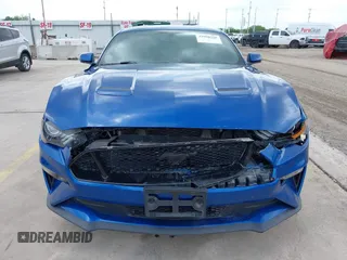 2018 Ford Mustang GT z VIN 1FA6P8CF6J5103891, wystawiony jako IAAI lot #42088550 z przebiegiem 64 530 mil mil oraz . Historia ofert i sprzedaży dostępna na DreamBid. Obrazek 13.