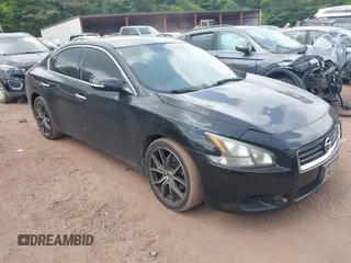 2013 Nissan Maxima S z VIN 1N4AA5APXDC812376, wystawiony jako IAAI lot #42494956 z przebiegiem 169 794 mil mil oraz . Historia ofert i sprzedaży dostępna na DreamBid. Obrazek 1.
