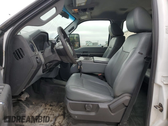 2016 Ford F-350 Platinum z VIN 1FT8W3B67GEC13450, wystawiony jako Copart lot #43721885 z przebiegiem 133 259 mil mil oraz Czysty tytuł • Clean title. Historia ofert i sprzedaży dostępna na DreamBid. Obrazek 7.
