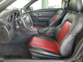 2001 Mercedes-Benz SLK 230 Kompressor с VIN WDBKK49F81F171836, выставлен на аукционе Copart как лот 45550685 с пробегом 114 382 миль миль и Списание • Salvage title. История ставок и продаж доступна на DreamBid. Изображение 7.
