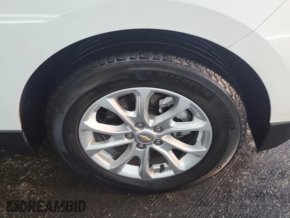 2020 Chevrolet Equinox LT with VIN 2GNAXJEV0L6181758, listed as a IAAI auction lot 42848993 with 35,916 mi miles and . Bid and sale history available at DreamBid. Image 4.
