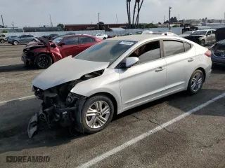 2020 Hyundai Elantra Value Edition with VIN 5NPD84LF5LH525824, listed as a Copart auction lot 71494134 with 82,224 mi miles and Clean Title. Bid and sale history available at carsss.com. Image 1.