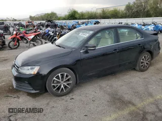 2017 Volkswagen Jetta SE z VIN 3VWDB7AJ8HM218575, wystawiony jako Copart lot #59398045 z przebiegiem 72 448 mil mil oraz Szkoda całkowita • Salvage title. Historia ofert i sprzedaży dostępna na DreamBid. Obrazek 1.