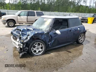 2006 MINI Hardtop S z VIN WMWRE335X6TL20674, wystawiony jako Copart lot #51828915 z przebiegiem Nie podano mil oraz Nie do naprawy • Non repairable. Historia ofert i sprzedaży dostępna na DreamBid. Obrazek 1.