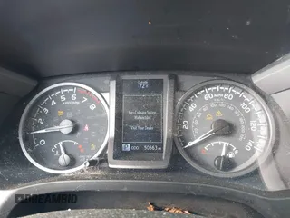 2021 Toyota Tacoma SR with VIN 5TFCZ5AN7MX255512, listed as a IAAI auction lot 42497907 with 50,563 mi miles and . Bid and sale history available at DreamBid. Image 7.