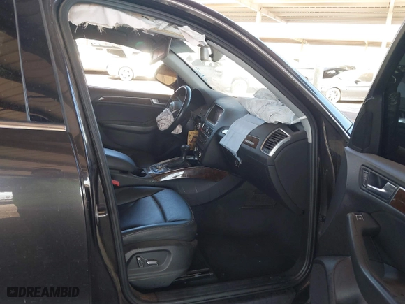 2015 Audi Q5 Premium with VIN WA1CFAFP1FA136866, listed as a IAAI auction lot 41677637 with 1 mi miles. Bid and sale history available at carsss.com. Image 5.