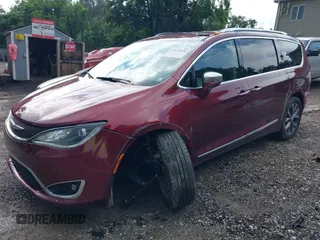 2018 Chrysler Pacifica Limited with VIN 2C4RC1GG3JR226337, listed as a IAAI auction lot 42519396 with 102,229 mi miles and . Bid and sale history available at DreamBid. Image 17.