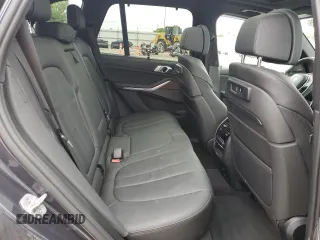2021 BMW X5 xDrive40i with VIN 5UXCR6C01M9E49207, listed as a Copart auction lot 63399795 with 50,818 mi miles and Salvage title. Bid and sale history available at DreamBid. Image 10.
