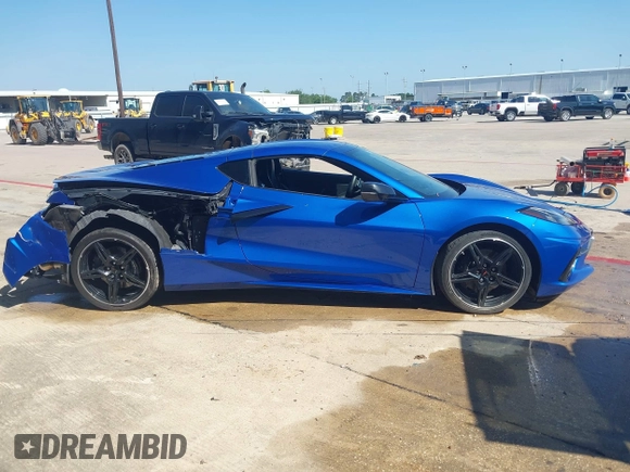 2023 Chevrolet Corvette 1LT z VIN 1G1YA2D4XP5101772, wystawiony jako IAAI lot #41799158 z przebiegiem Nie podano mil oraz . Historia ofert i sprzedaży dostępna na DreamBid. Obrazek 13.