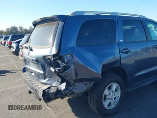 2018 Toyota Sequoia SR5 with VIN 5TDZY5G11JS071489, listed as a IAAI auction lot 41350026 with 47,570 mi miles. Bid and sale history available at carsss.com. Image 6.