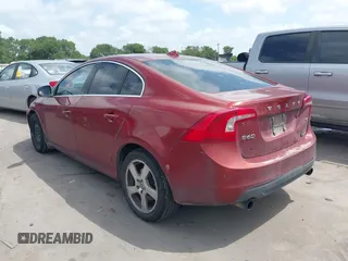 2013 Volvo S60 T5 Premier with VIN YV1612FS7D2210322, listed as a IAAI auction lot 42506708 with 268,266 mi miles and . Bid and sale history available at DreamBid. Image 3.