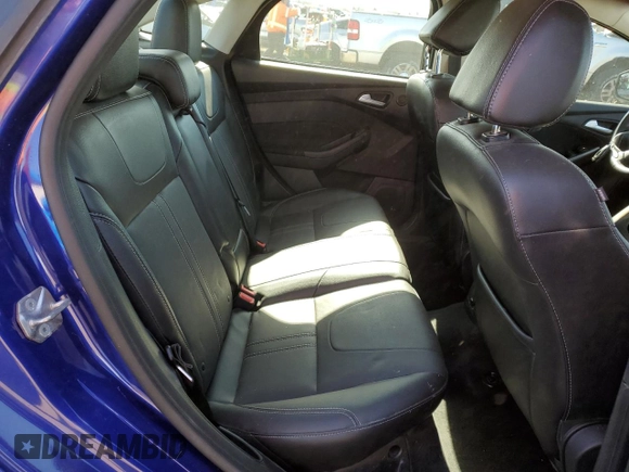 2014 Ford Focus Titanium with VIN 1FADP3J25EL304595, listed as a Copart auction lot 49573805 with 82,233 mi miles and Clean Title. Bid and sale history available at carsss.com. Image 10.