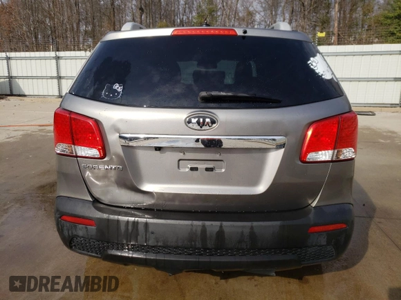 2012 Kia Sorento LX with VIN 5XYKTDA28CG285164, listed as a Copart auction lot 47848685 with 118,137 mi miles and Clean Title. Bid and sale history available at carsss.com. Image 6.